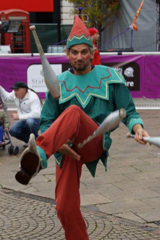 Christmas Themed Jugglers
