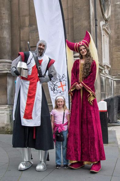 Medieval Knight and Princess Stilt Walkers